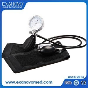 Moniter tal-Pressjoni tad-Demm Li Jinżamm fl-Idejn deluxe